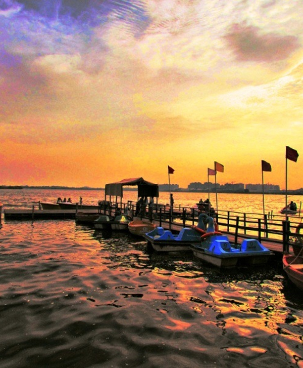 Muttukadu Beach / Boathouse - Chennai to Mahabalipuram One Day Trip